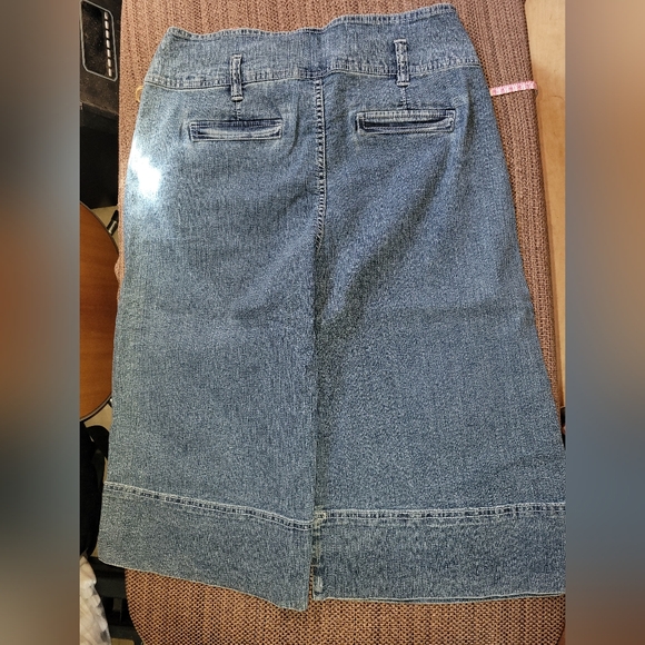 Denim Blue Wide Leg High Waist Capris With Stretch Size 13 - Picture 7 of 9